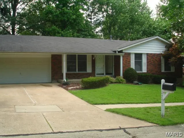 $249,000 | 14741 Mondoubleau Lane, Florissant, MO 63034
