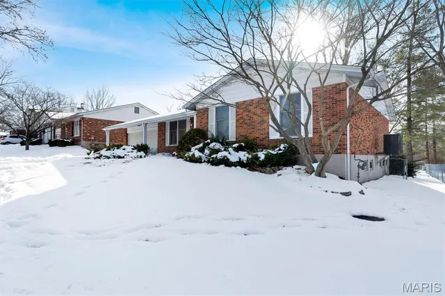 $249,000 | 14741 Mondoubleau Lane, Florissant, MO 63034