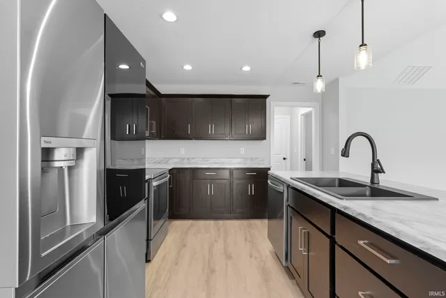 $328,900 | 111 Sunset Drive, Avilla, IN 46710