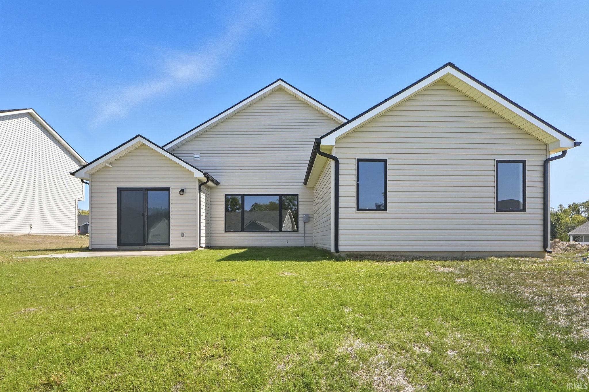 111 Sunset Drive Avilla, IN 46710 - Photo 8 of 28