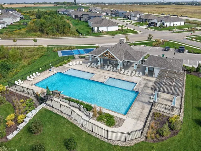 $419,990 | 17771 Red Bird Street, Gardner, KS 66030