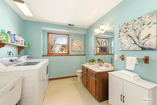 $359,900 | 1107 Wells Street, Sandwich, IL 60548