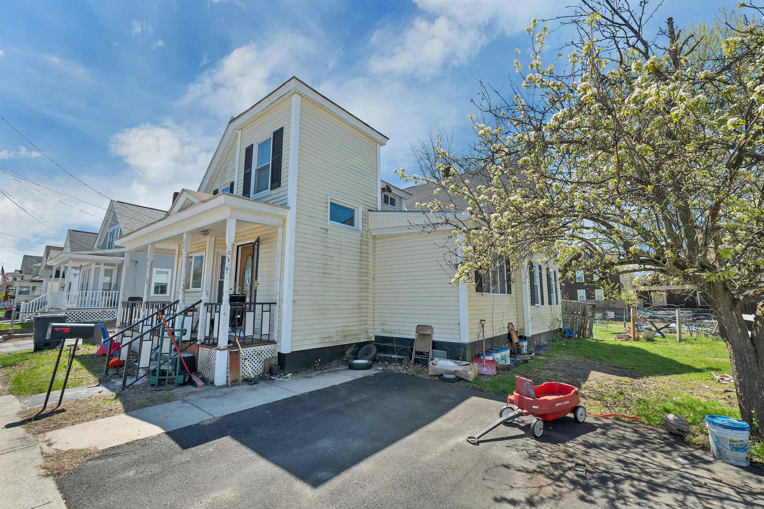 1 B Balcom Street Nashua, NH 03060 - Photo 8 of 41