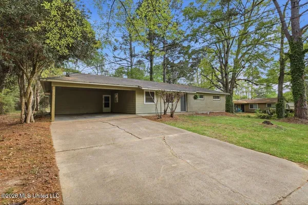 $219,900 | 106 Murial Street, Clinton, MS 39056