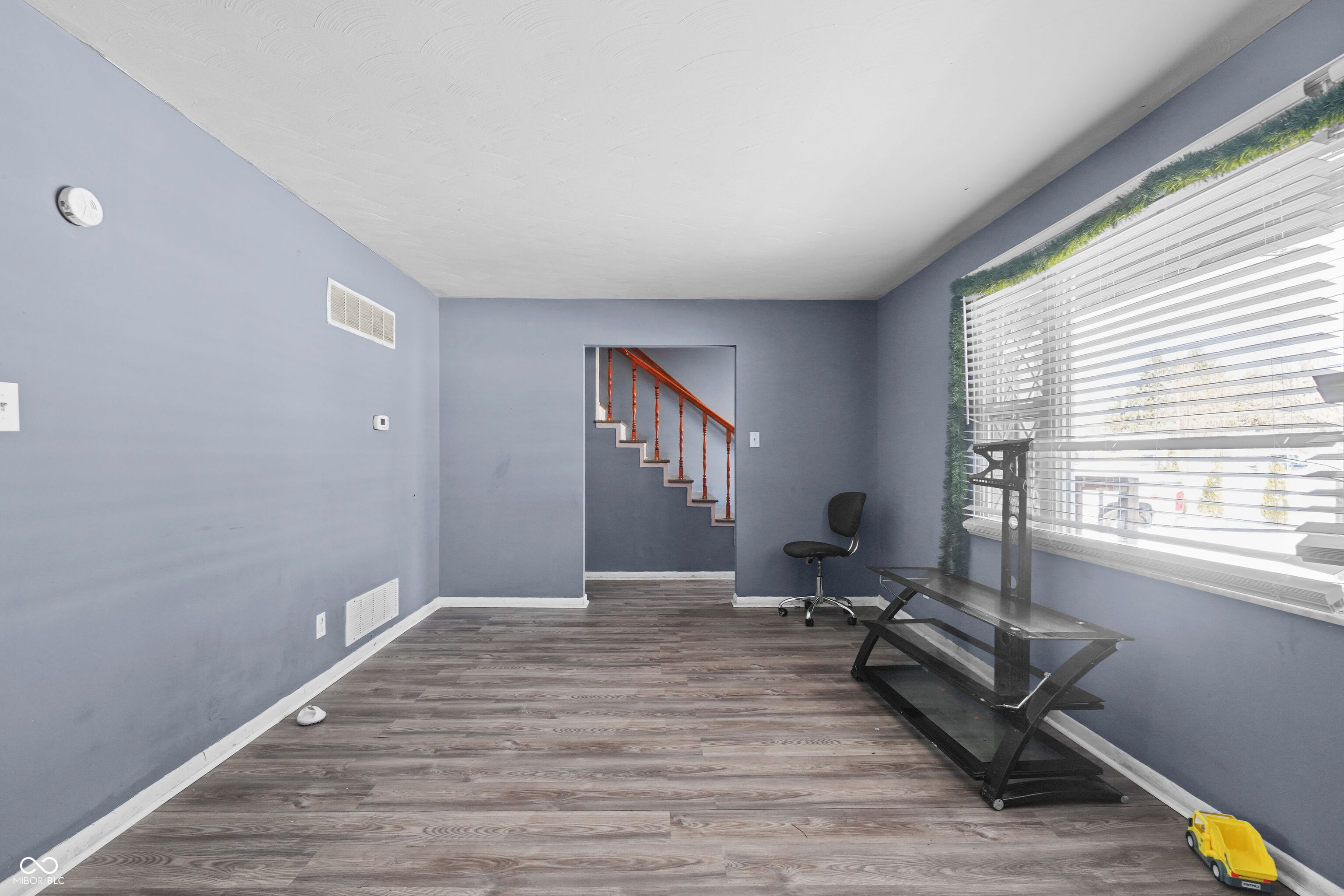 5429 Gambel Road Indianapolis, IN 46221 - Photo 5 of 18