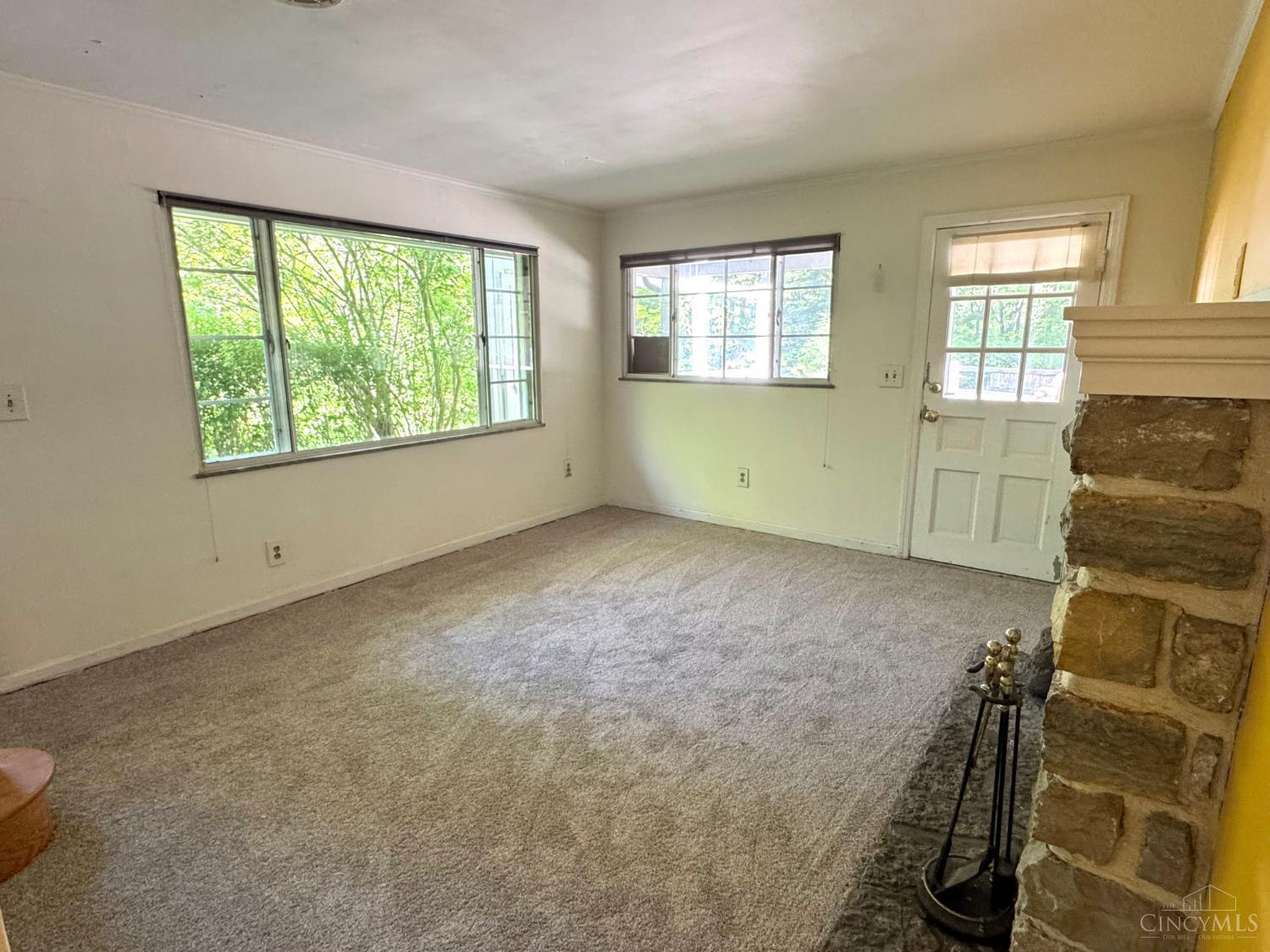 7034 Bridges Road Cincinnati, OH 45230 - Photo 17 of 41