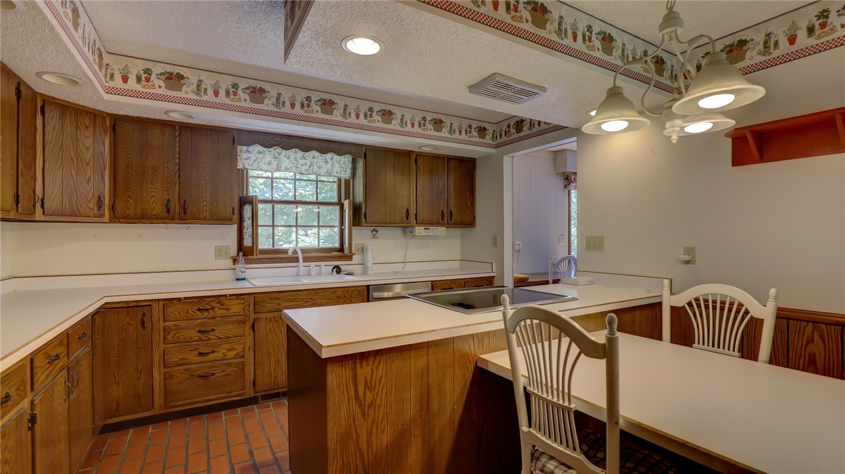 4600 Benton Road Mount Zion, IL 62549 - Photo 10 of 41