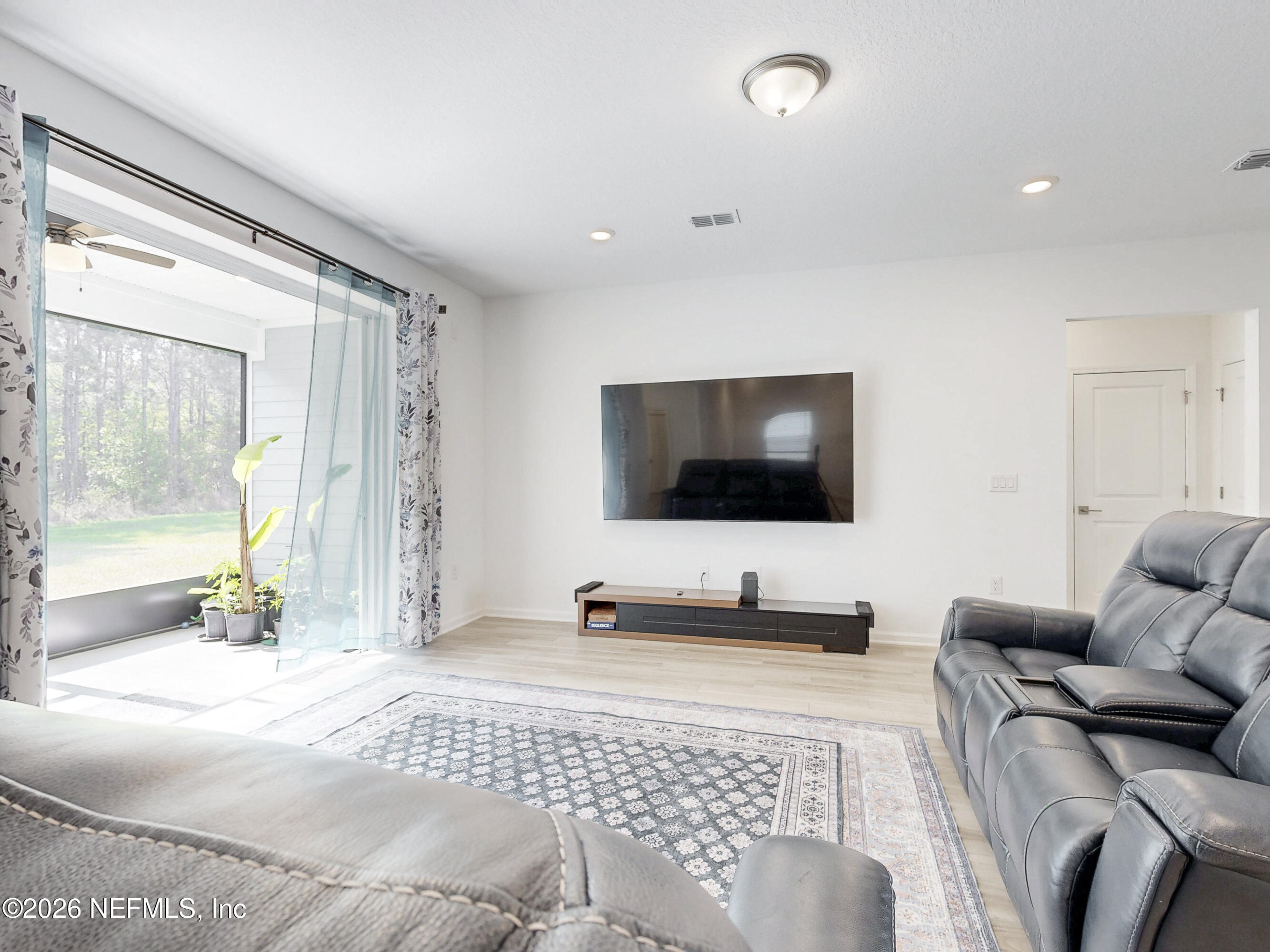 401 Archstone Way St. Augustine, FL 32092 - Photo 13 of 46 401 Archstone Way-007