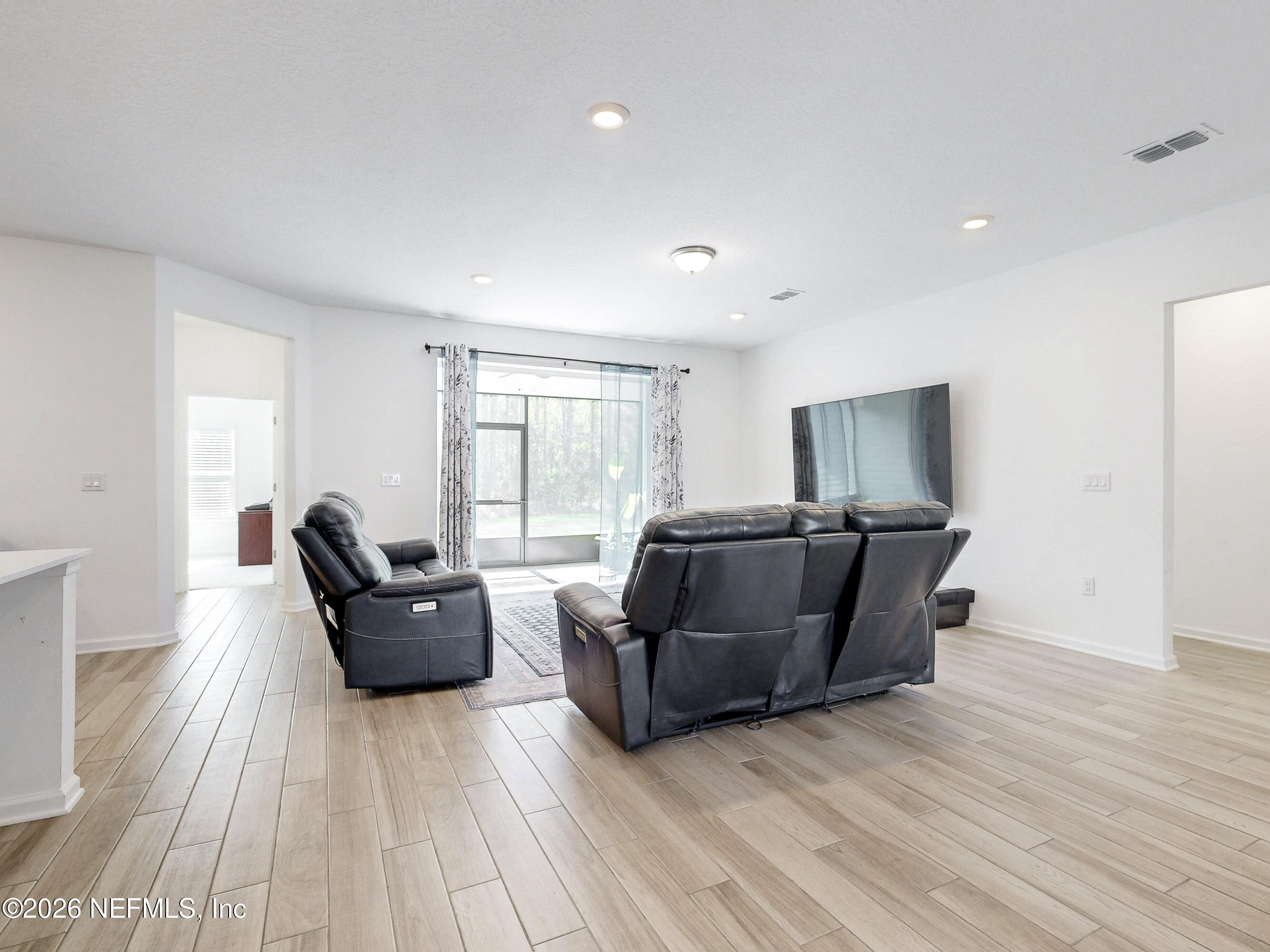 401 Archstone Way St. Augustine, FL 32092 - Photo 16 of 46 401 Archstone Way-041