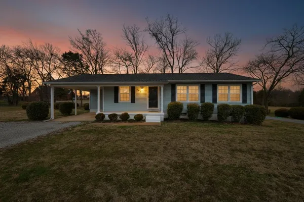 $1,650 | 105 Kingwood Avenue, Shelbyville, TN 37160