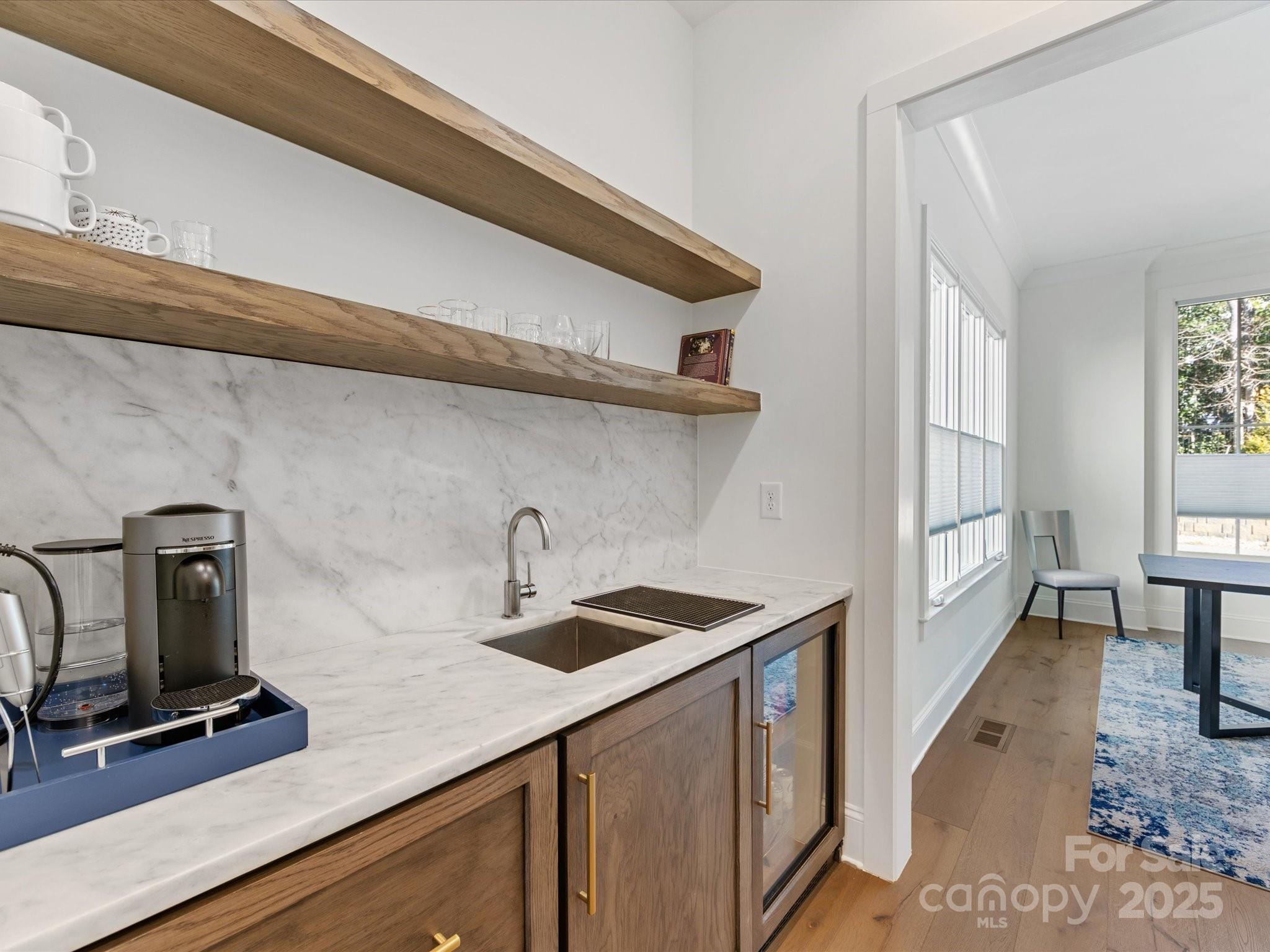 5706 Closeburn Road Charlotte, NC 28209 - Photo 9 of 47 Gallery Image 9