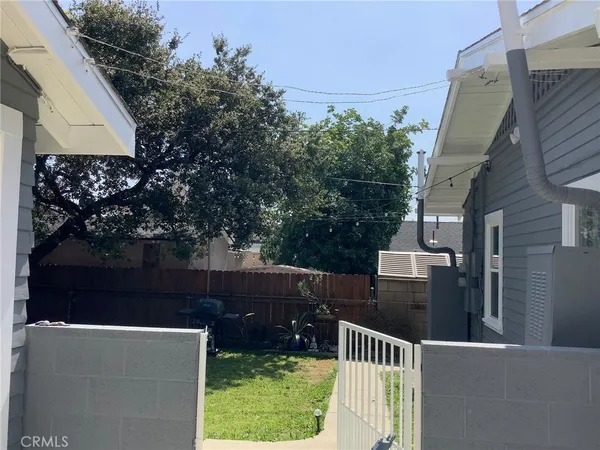 $2,575 | 214 Poppy Avenue, Monrovia, CA 91016