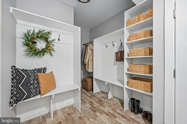 $750,000 | 13742 Senea Drive, Gainesville, VA 20155