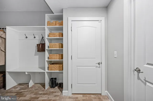 $750,000 | 13742 Senea Drive, Gainesville, VA 20155