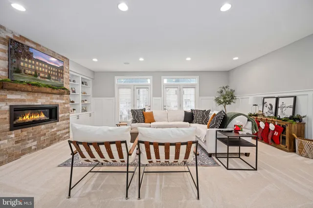 $750,000 | 13742 Senea Drive, Gainesville, VA 20155