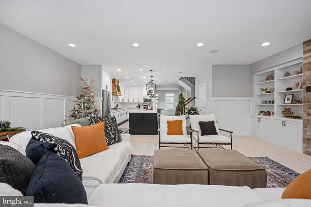 $750,000 | 13742 Senea Drive, Gainesville, VA 20155