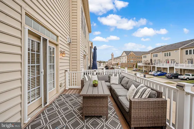 $750,000 | 13742 Senea Drive, Gainesville, VA 20155