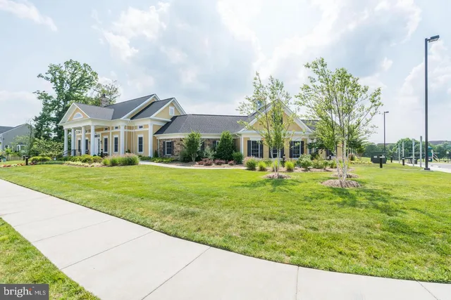 $750,000 | 13742 Senea Drive, Gainesville, VA 20155