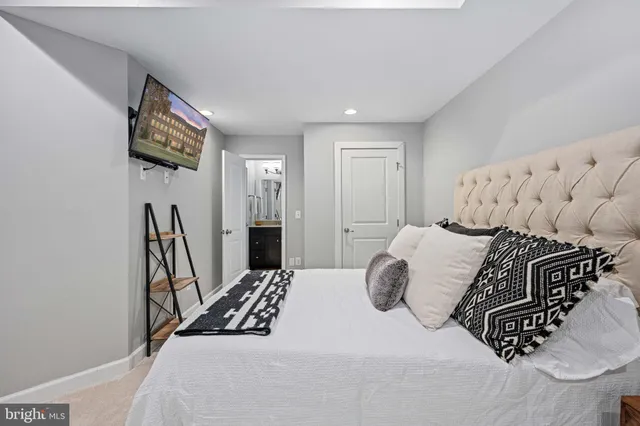 $750,000 | 13742 Senea Drive, Gainesville, VA 20155