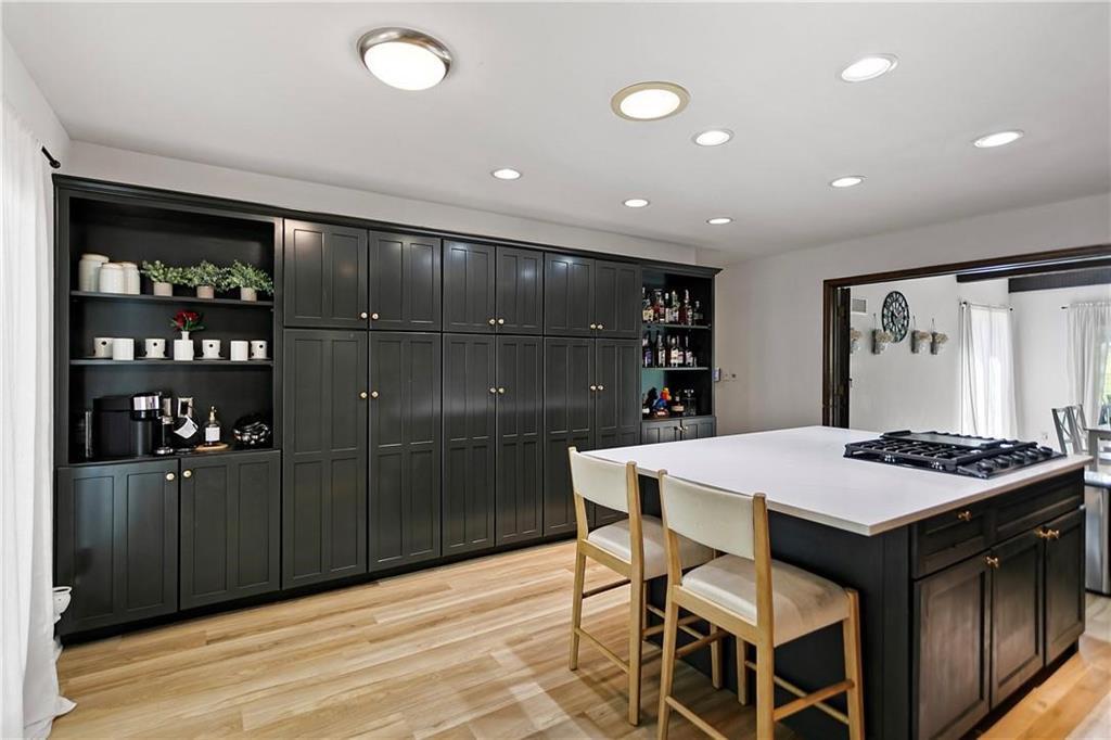 12600 Overbrook Road Leawood, KS 66209 - Photo 8 of 38