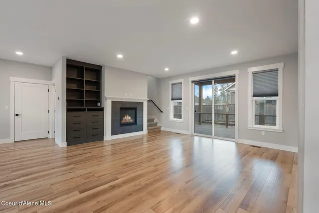 $875,500 | 141 Madera Drive, Sandpoint, ID 83864