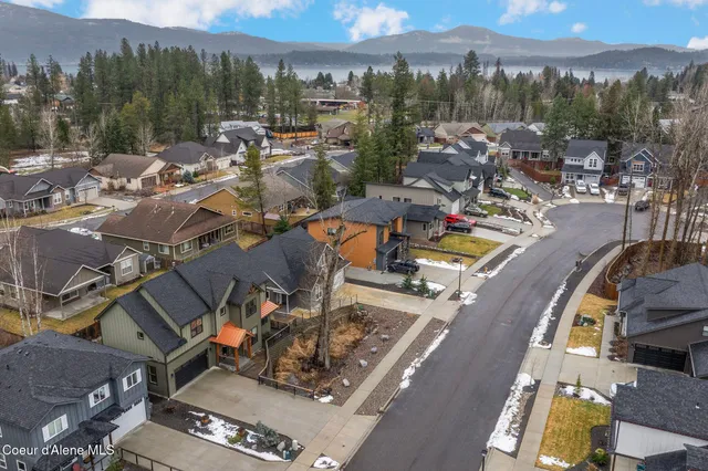 $875,500 | 141 Madera Drive, Sandpoint, ID 83864