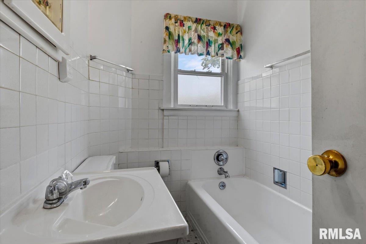 1520 North 4th Street Springfield, IL 62702 - Photo 23 of 37