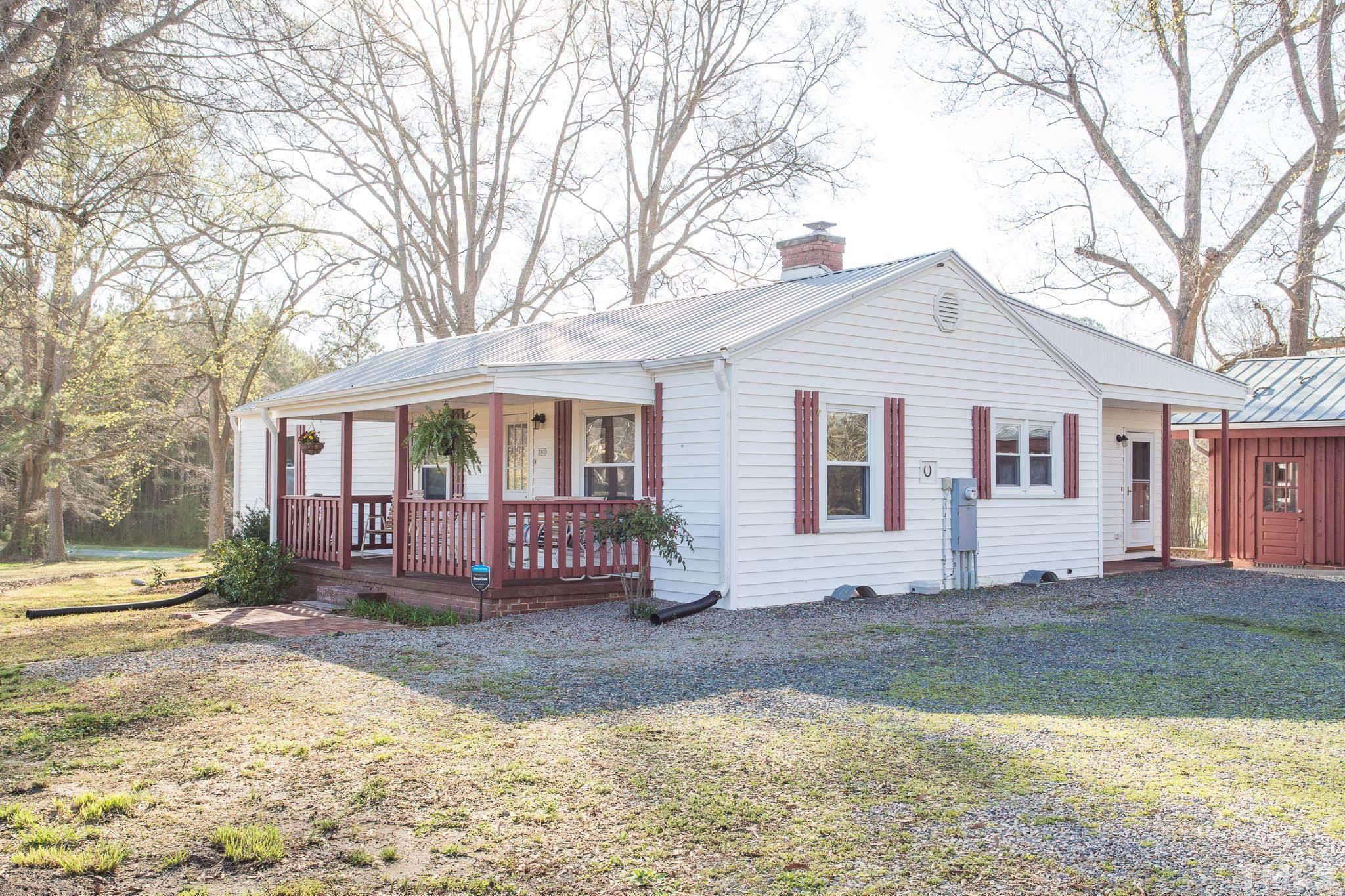 792 Lower Moncure Road Sanford, NC 27330 - Photo 4 of 30 Gallery Image 4