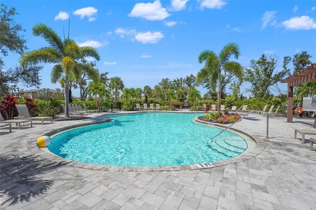 $630,000 | 5635 Blue Reef Place, Nokomis, FL 34275