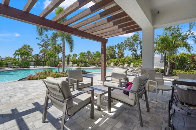 $630,000 | 5635 Blue Reef Place, Nokomis, FL 34275