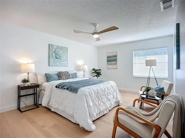 $2,000 | 2014 Hampstead Circle, Sun City Center, FL 33573