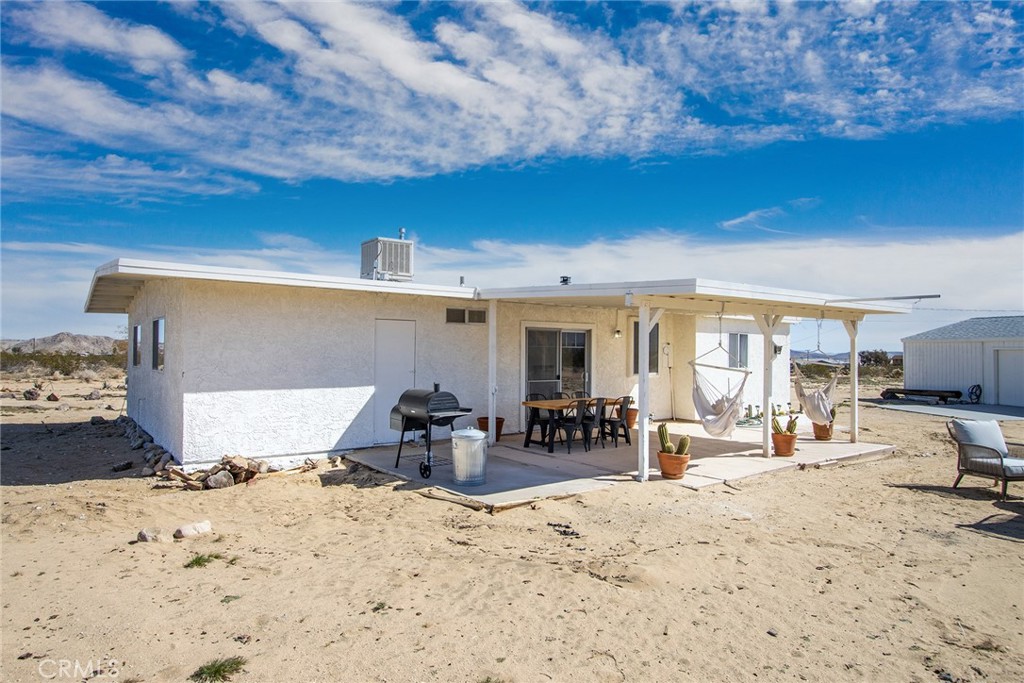 63365 Cobalt Road Joshua Tree, CA 92252 - Photo 2 of 22