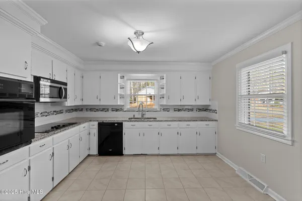 $357,000 | 108 Ridgewood Circle, Washington, NC 27889