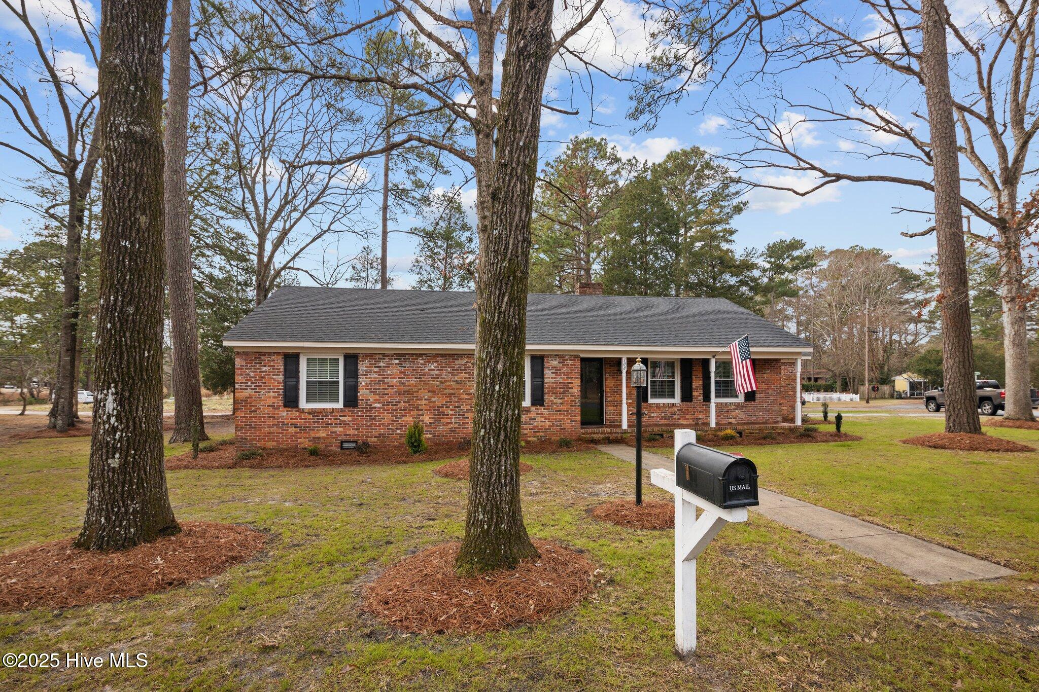 108 Ridgewood Circle Washington, NC 27889 - Photo 3 of 55 11-web-or-mls-BLS_0011