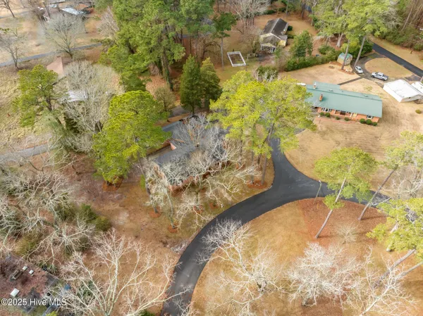 $357,000 | 108 Ridgewood Circle, Washington, NC 27889