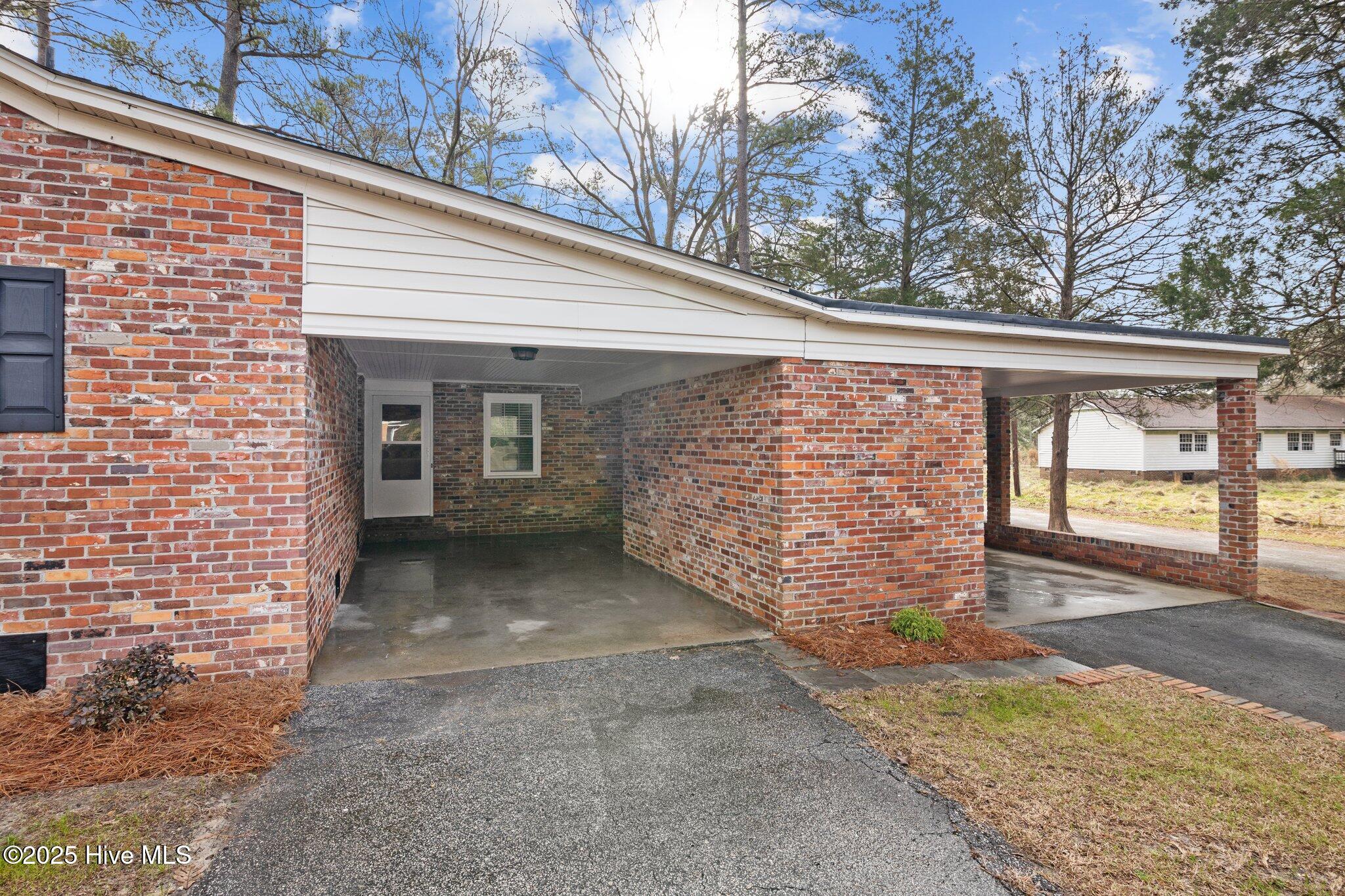 108 Ridgewood Circle Washington, NC 27889 - Photo 9 of 55 1-web-or-mls-BLS_0001