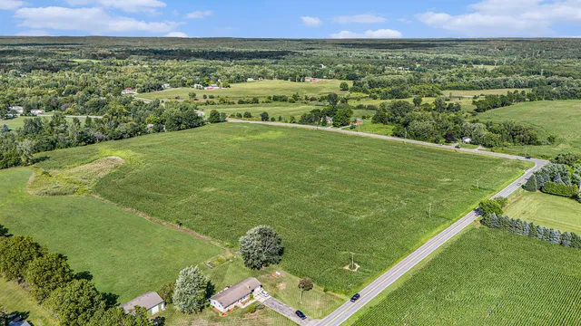 $485,000 | 12401 Sparta Avenue, Kent City, MI 49330