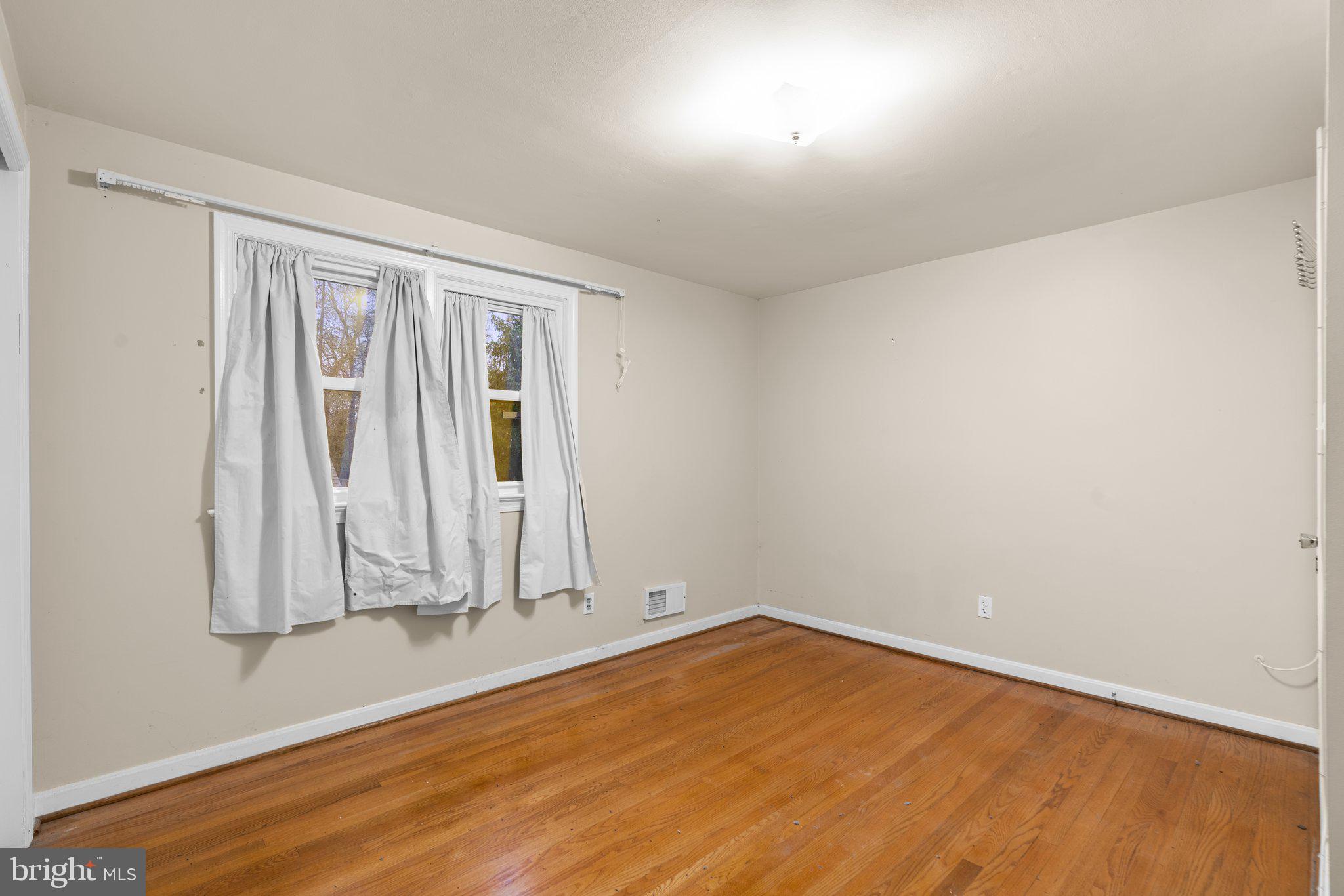 4201 Briars Road Olney, MD 20832 - Photo 29 of 58