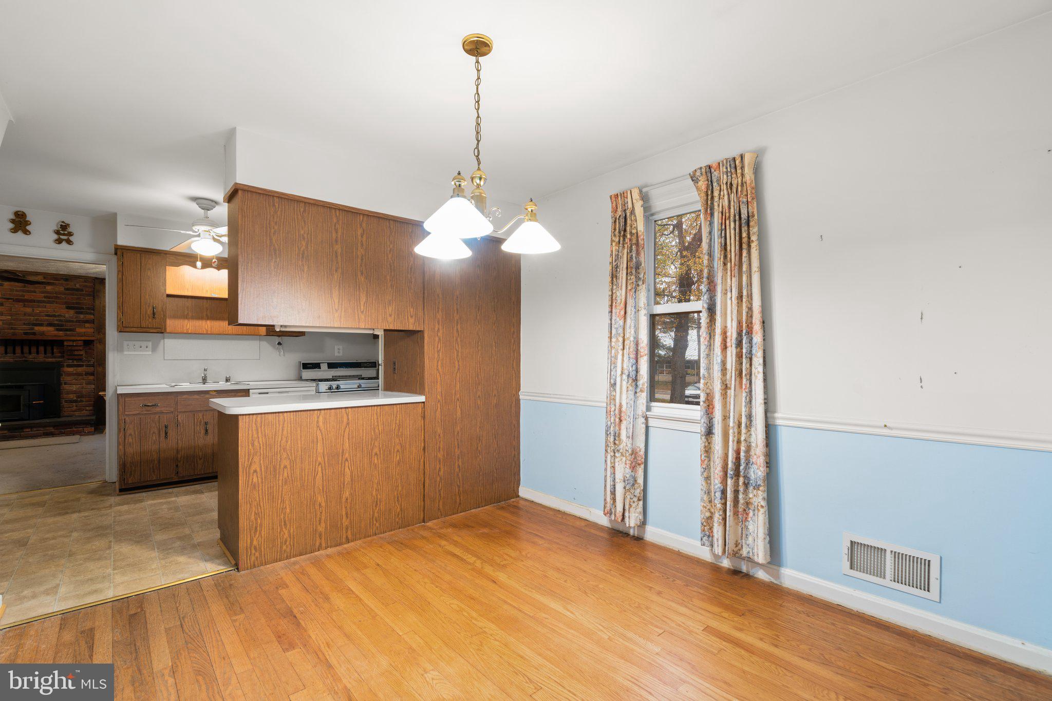 4201 Briars Road Olney, MD 20832 - Photo 6 of 58 Dining Room
