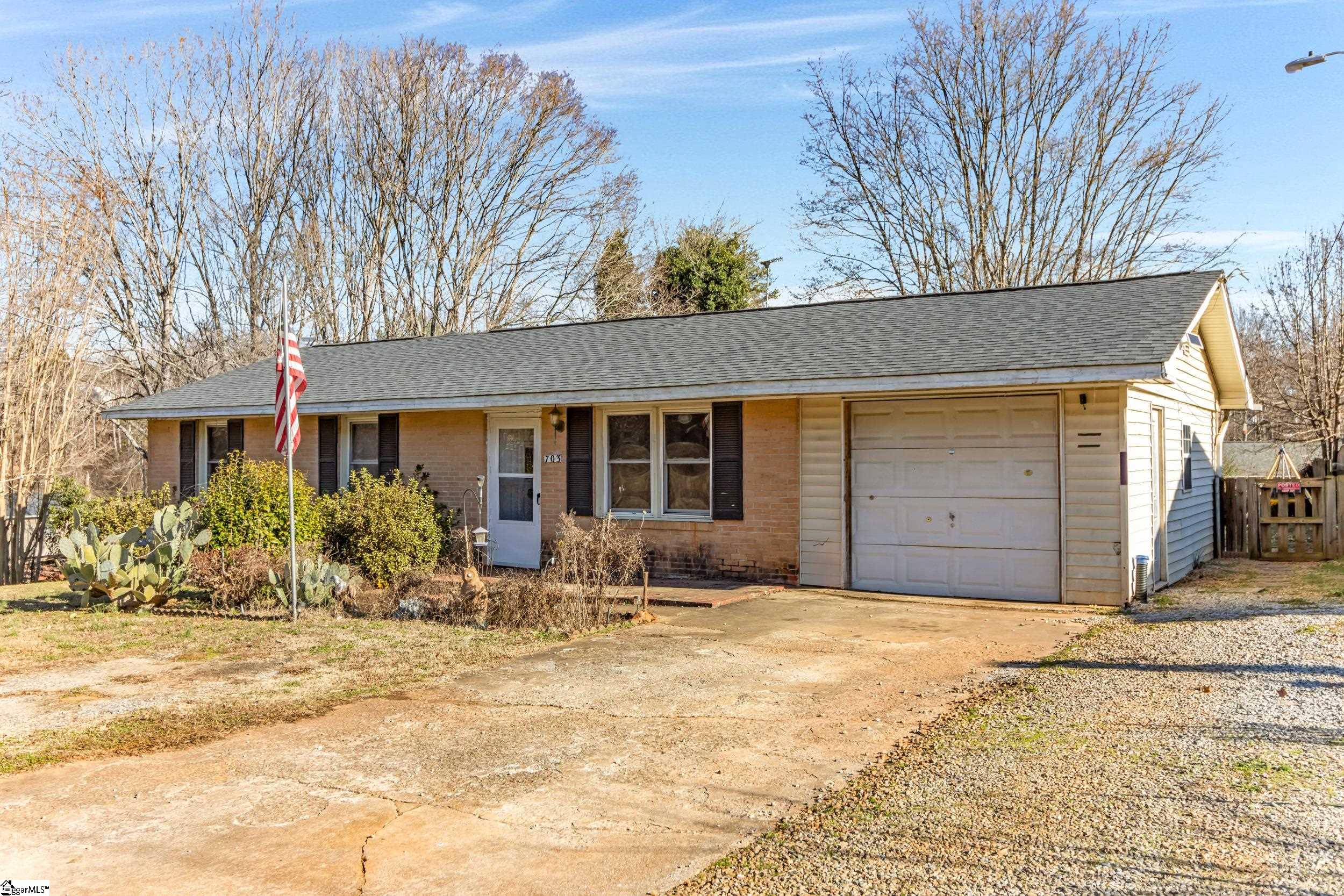 703 Old Stagecoach Road Easley, SC 29642 - Photo 1 of 45