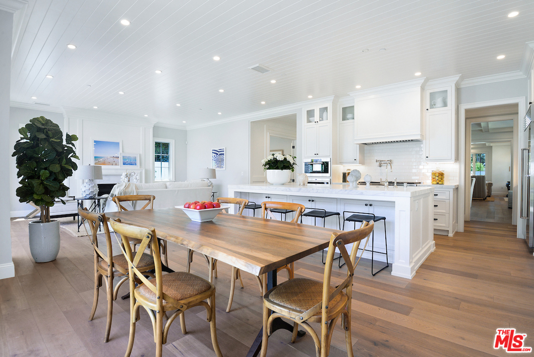 455 21st Place Santa Monica, CA 90402 - Photo 12 of 54