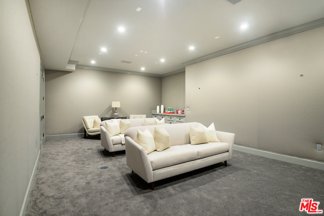 455 21st Place Santa Monica, CA 90402 - Photo 46 of 54