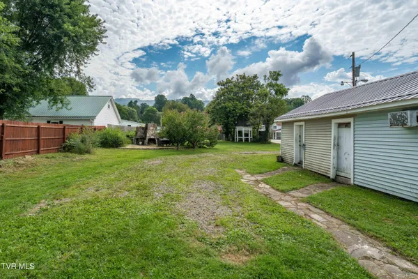 $298,000 | 216 North Church Street, Mountain City, TN 37683