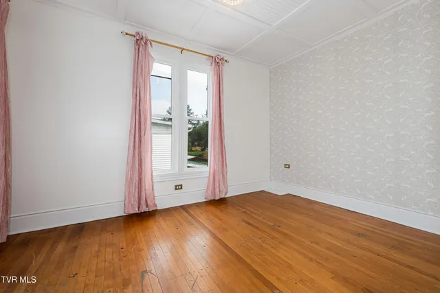 $299,500 | 216 North Church Street, Mountain City, TN 37683