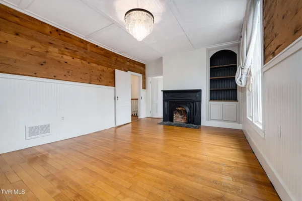 $298,000 | 216 North Church Street, Mountain City, TN 37683