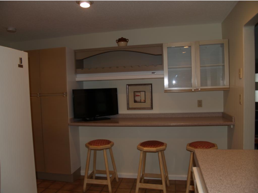 951 Straw Hill Road, Unit 951 Manchester, NH 03104 - Photo 3 of 34