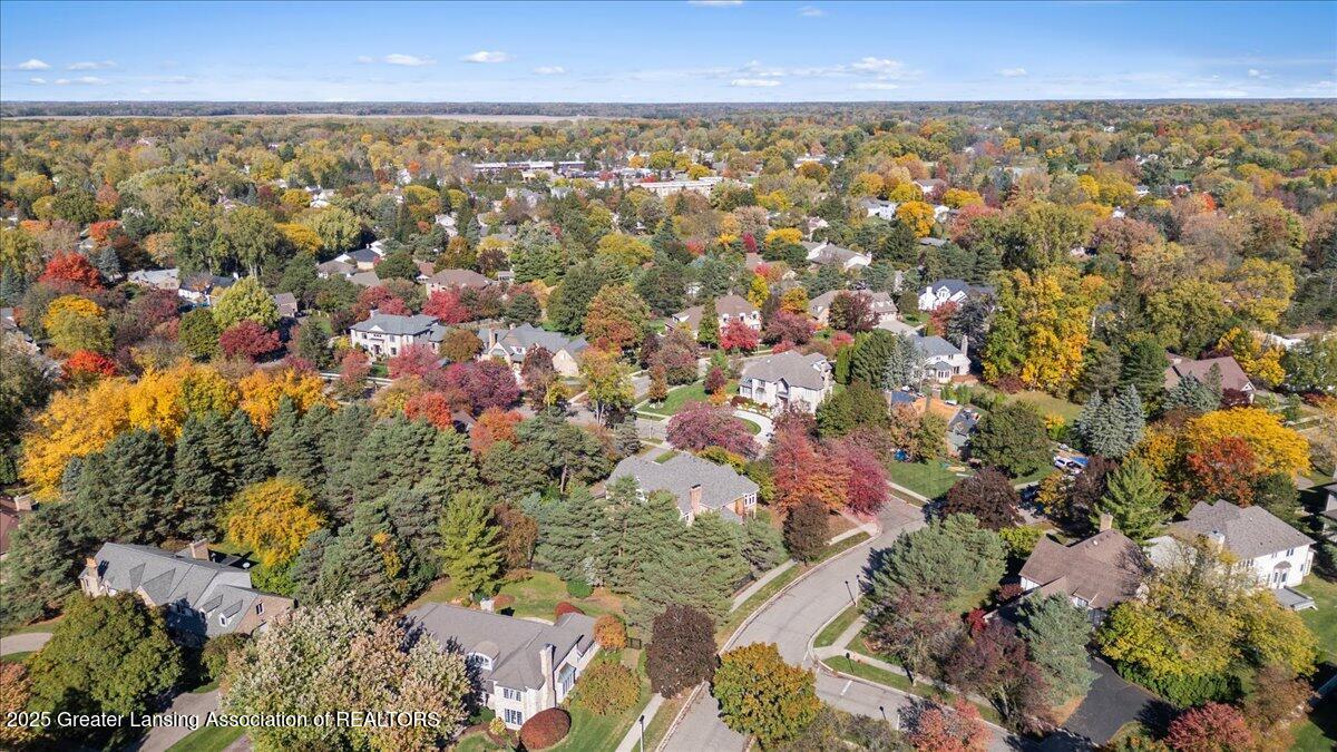 1351 Foxcroft Road East Lansing, MI 48823 - Photo 67 of 75 10-Media Jett - 04