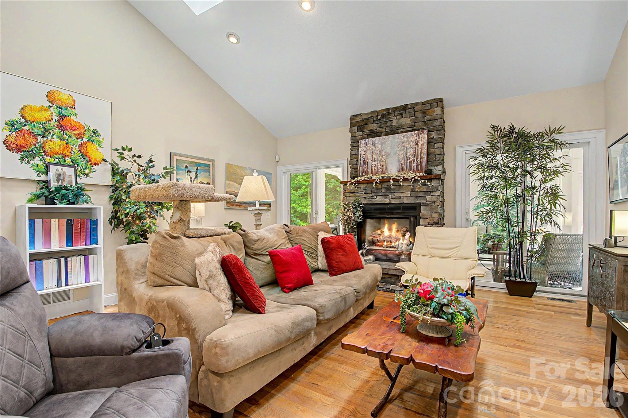312 Benjamin Way Hendersonville, NC 28792 - Photo 8 of 47