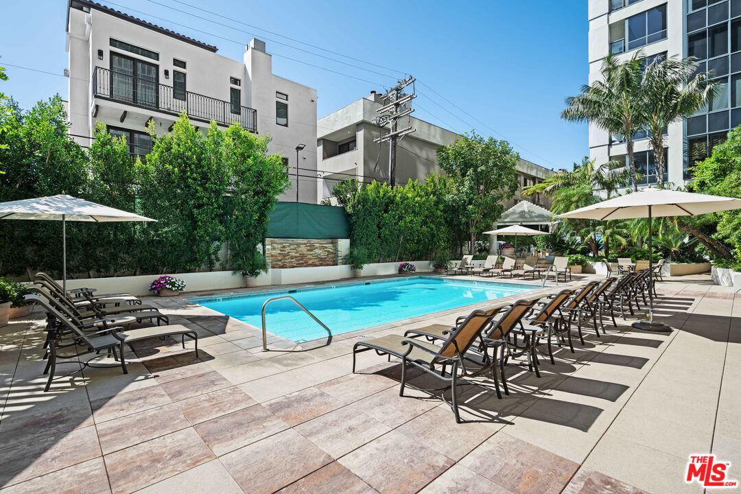 10724 Wilshire Boulevard, Unit 703 Los Angeles, CA 90024 - Photo 33 of 37