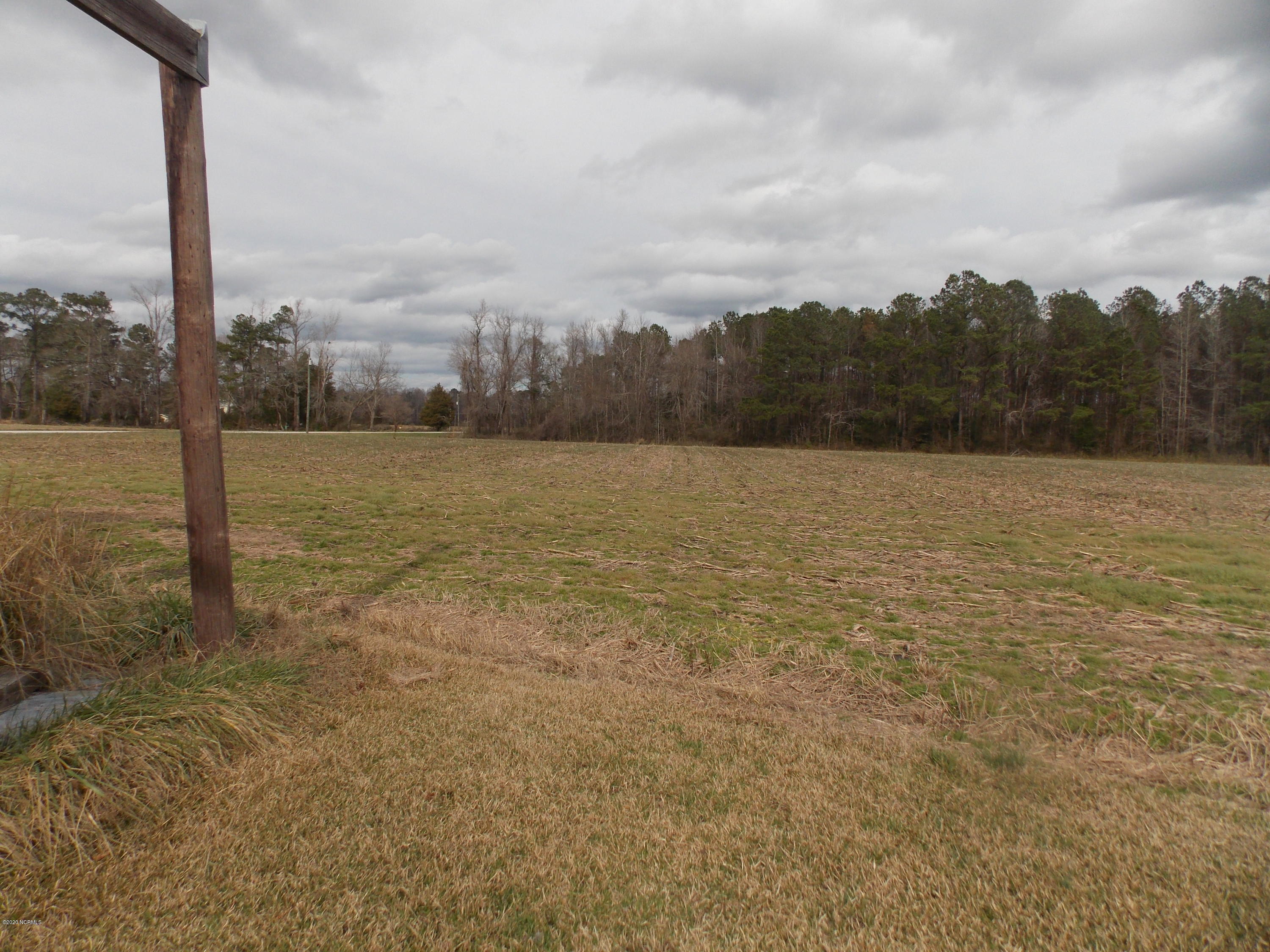 644 Olympia Road New Bern, NC 28560 - Photo 20 of 23 DSCN1364